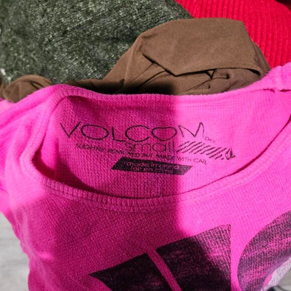 Vintage y2k pink volcom grunge skater long sleeve - Picture 4 of 4